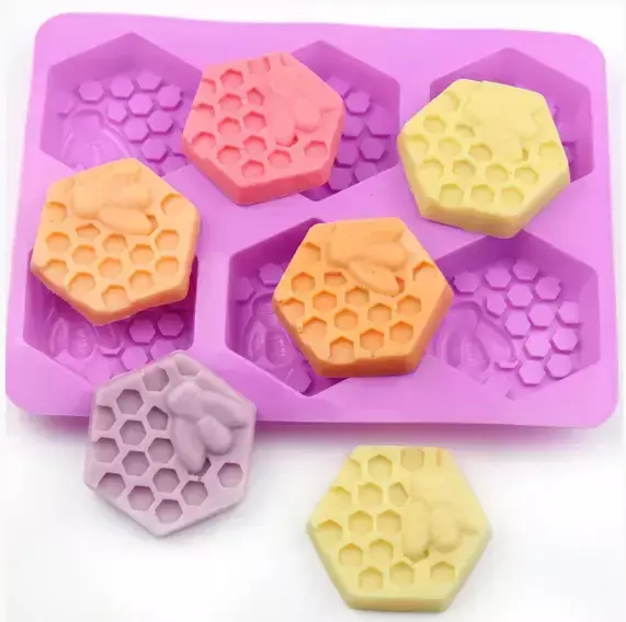 Molde de Silicone Favo de Mel com Abelha - 6 Cavidades para Sabonetes, Chocolates e Artesanato